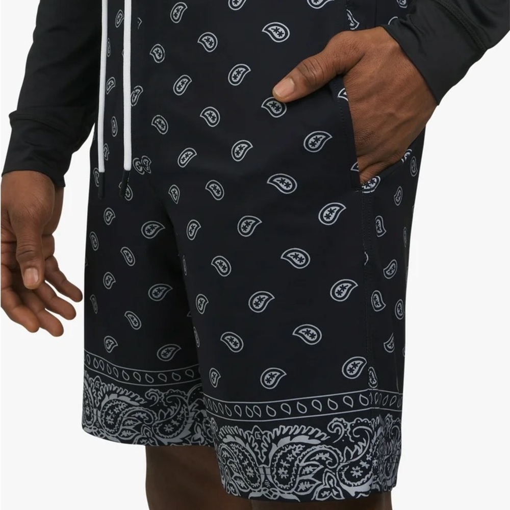 Dogg Supply By Snoop Dogg Men’s Medium Paisley Bandana Swimming Trunks